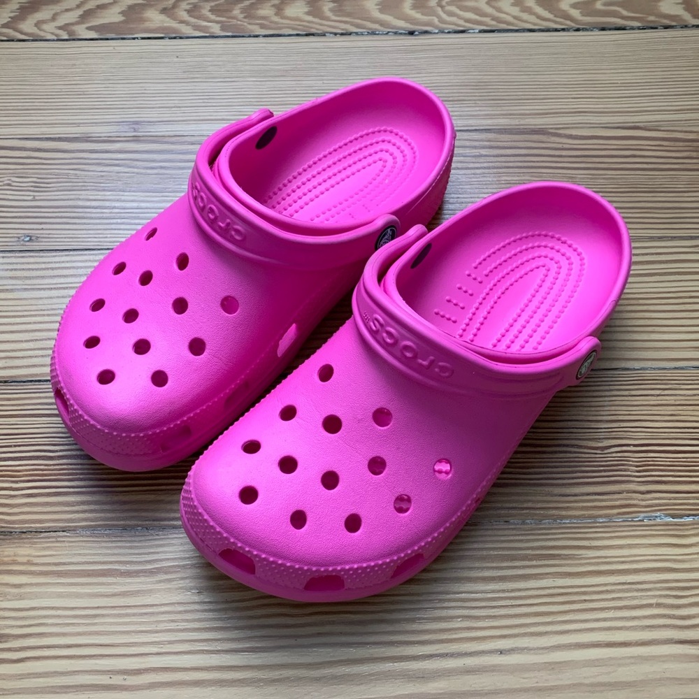 Crocs Classic Clog - Electric Pink W9/M7